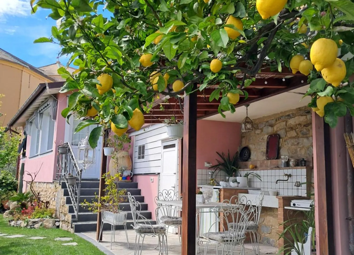 Florinda Lemon'S Suite Cervo 0*,  Italy